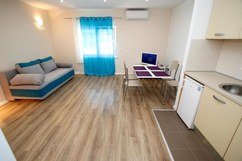 Apartmani Sea Star Makarska Exterior photo